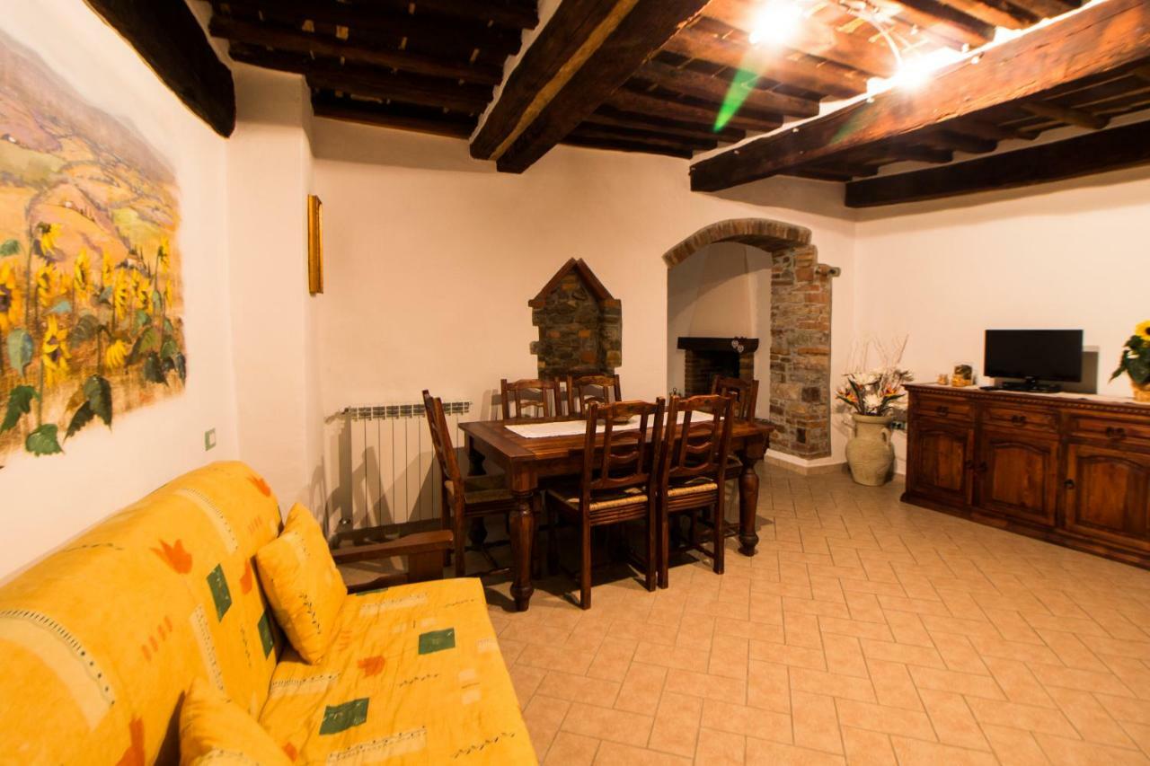Le Dame Del Borgo Apartment Сасета Екстериор снимка