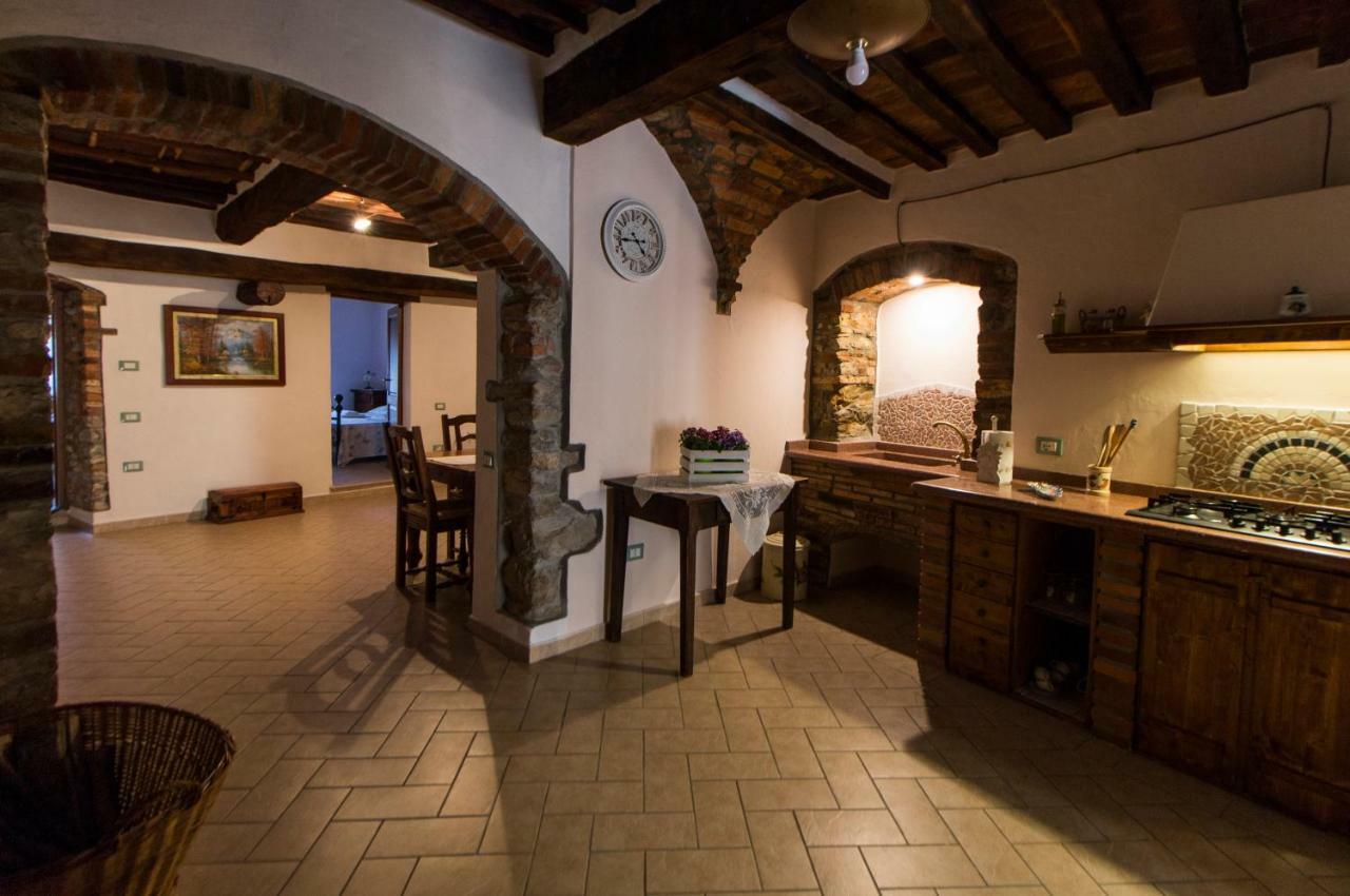Le Dame Del Borgo Apartment Сасета Екстериор снимка