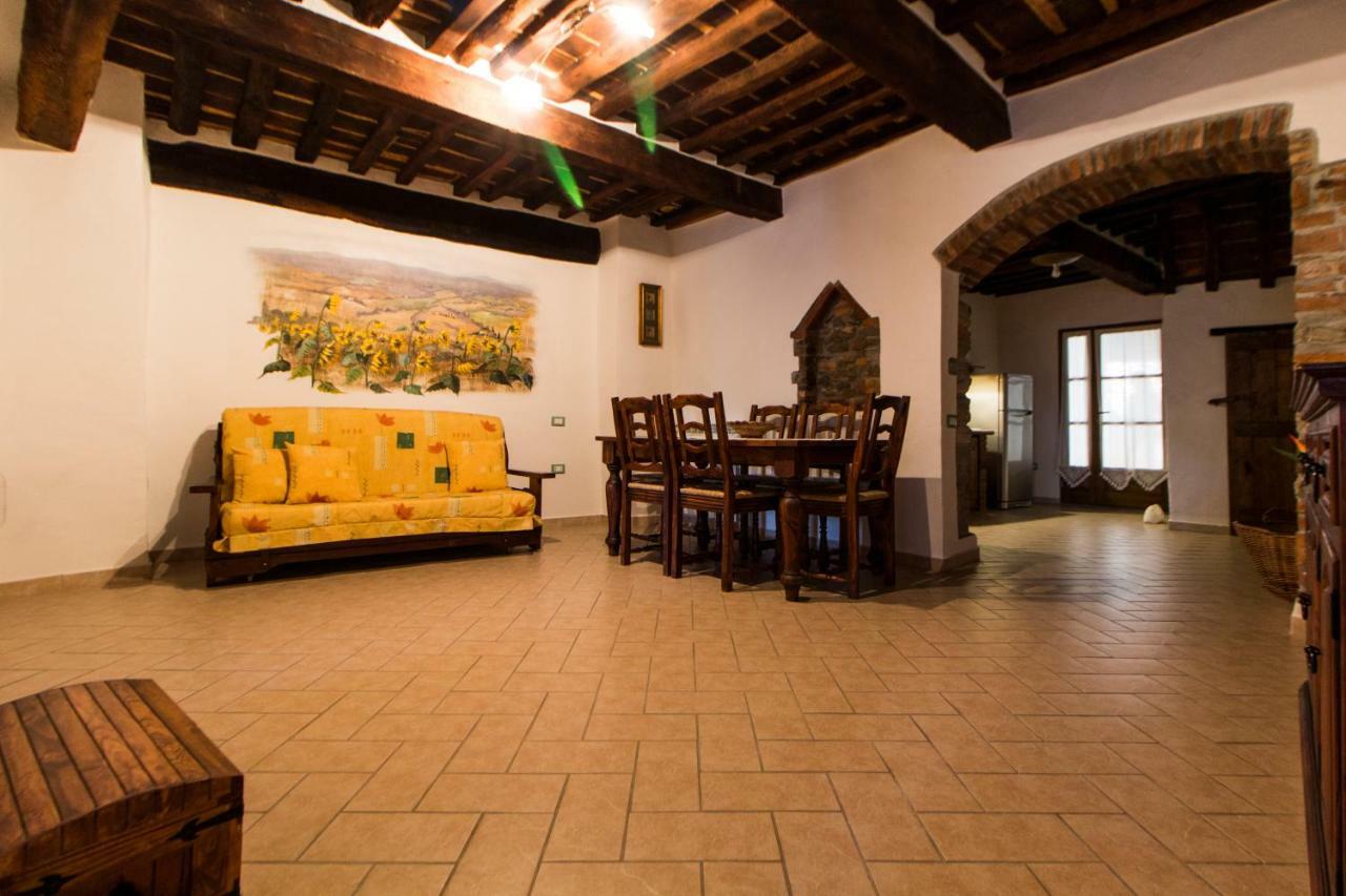 Le Dame Del Borgo Apartment Сасета Екстериор снимка
