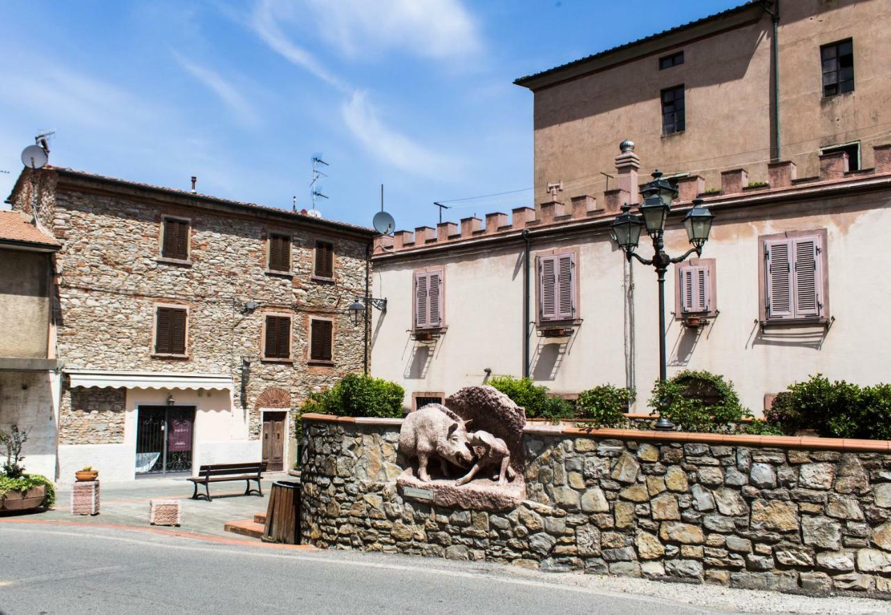 Le Dame Del Borgo Apartment Сасета Екстериор снимка